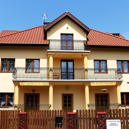 Gosciniec Mazurski Ruciane-Nida Exterior photo